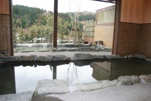 岩風呂温泉
